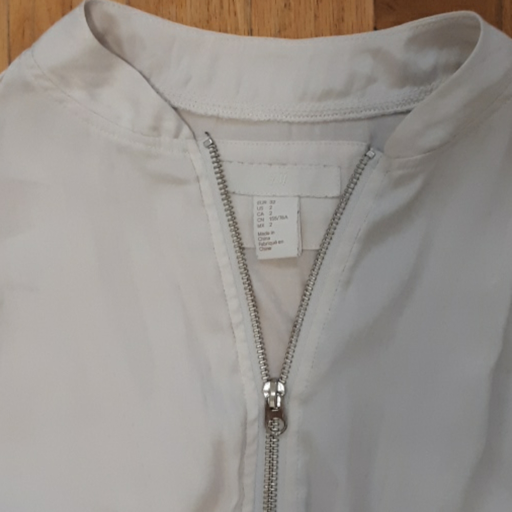 H&M Cream Cropped Jacket - Picture 3 of 8